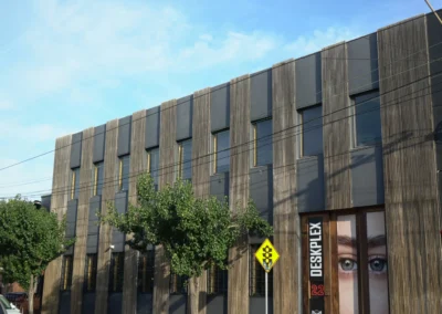 Deskplex Exterior